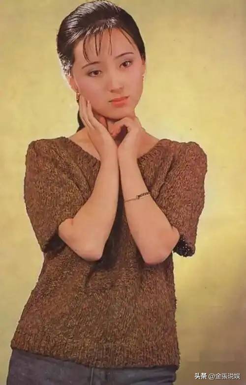 18年两任丈夫都再婚娶妻生子家庭幸福美满冰球突破豪华版app人走茶凉！陈晓旭去世(图13)